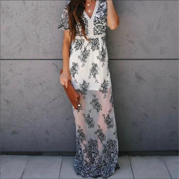 NWOT Peach Love California Lace Maxi Dress w Sheer Skirt in White & Black Size S - Picture 2 of 12